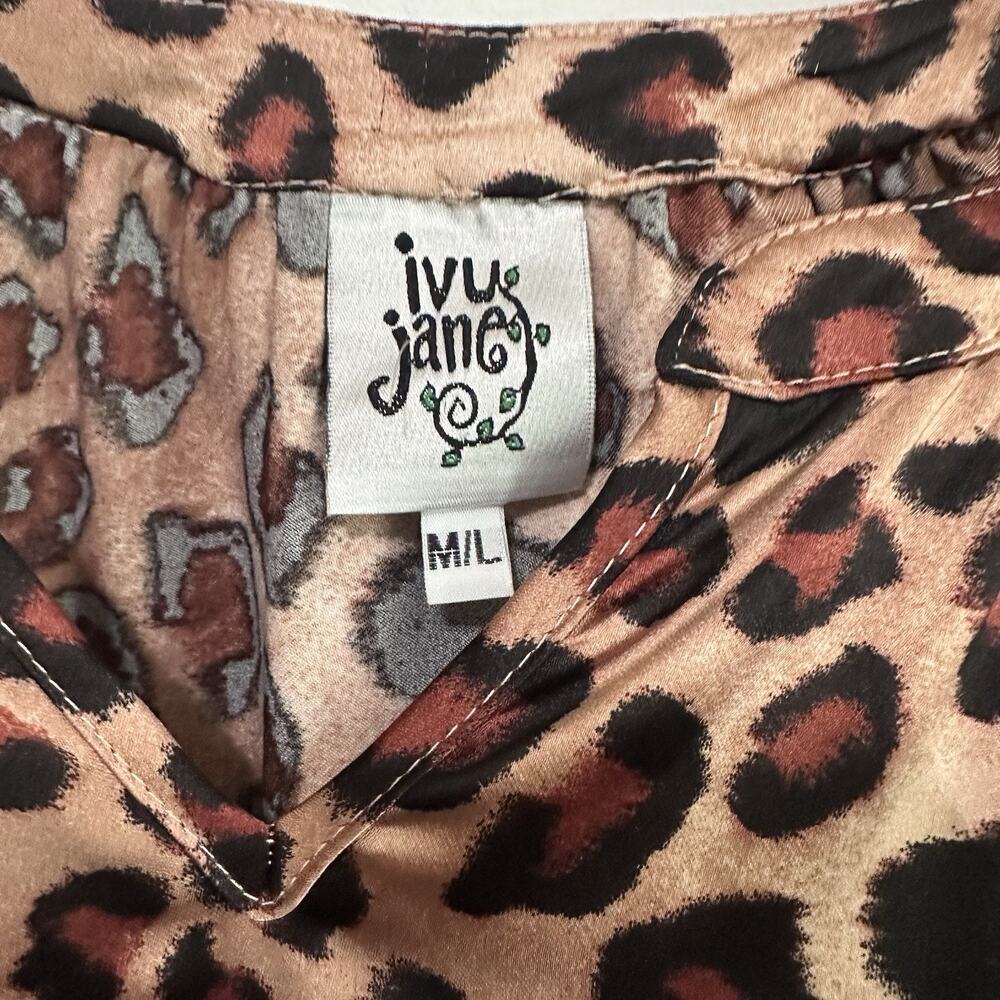 Ivy Jane Top M/L Leopard V Neck Balloon Sleeve Popover Party Cocktail Satin - Picture 5 of 9
